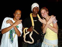 Фото № 419. Интернациональный коллектив любителей змей в сборе.